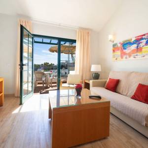 1 bedroom apartment garden Hotel ILUNION Costa Sal Lanzarote Puerto del Carmen